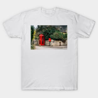 Telephone booth in Stanton, The Cotswolds T-Shirt